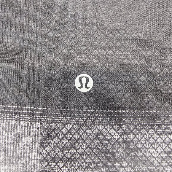 Lululemon Seamlessly Street Crop Heathered Black Leggings Mid-Rise Womens Size 6 - Picture 7 of 11